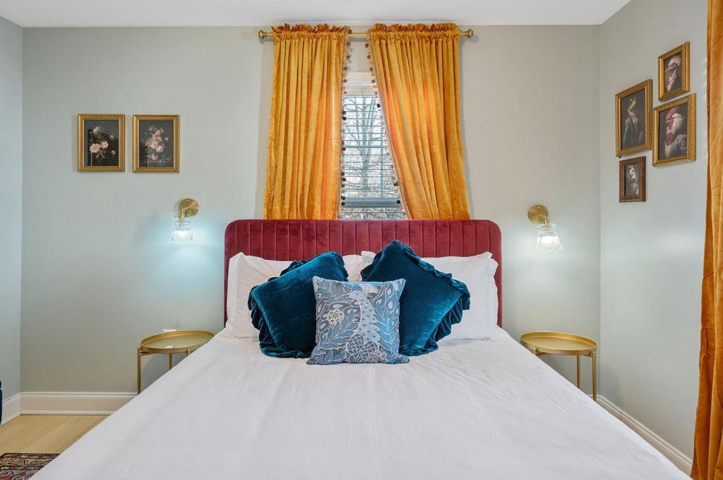 New Victorian Theme, 3Br, Lrg Backyard Close To Pnc Arena, Downtown, And Rdu Airport Raleigh Luaran gambar