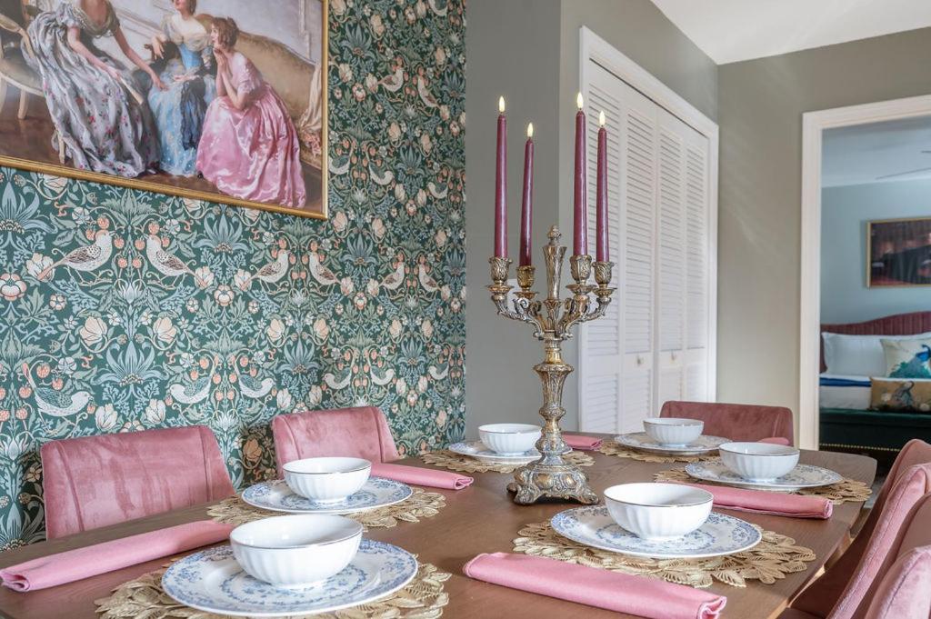 New Victorian Theme, 3Br, Lrg Backyard Close To Pnc Arena, Downtown, And Rdu Airport Raleigh Luaran gambar