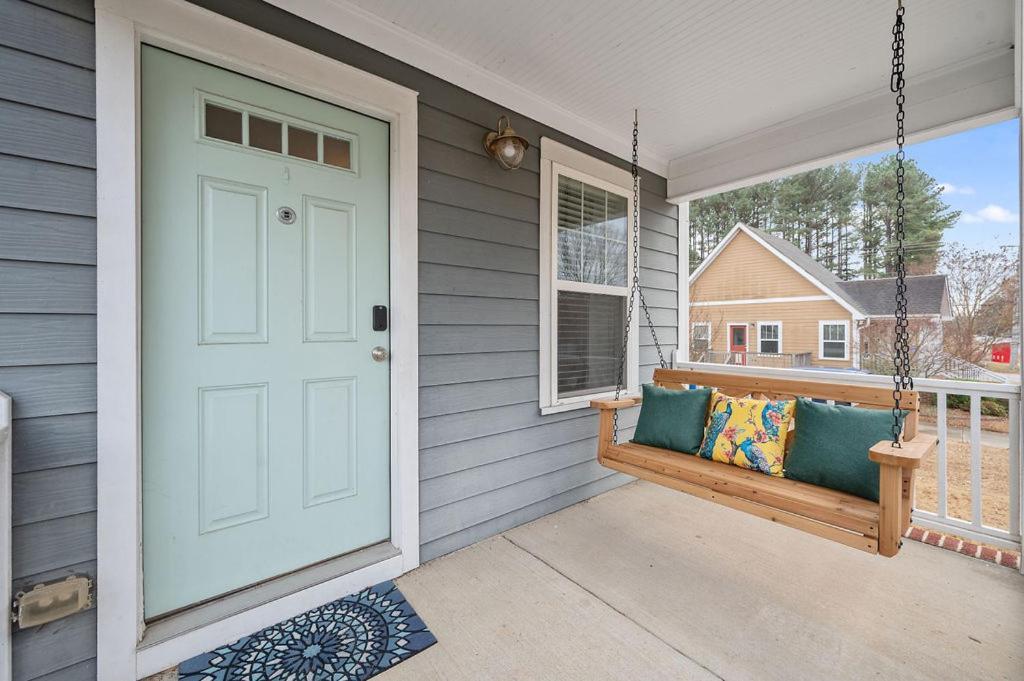 New Victorian Theme, 3Br, Lrg Backyard Close To Pnc Arena, Downtown, And Rdu Airport Raleigh Luaran gambar